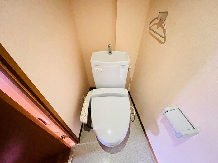 物件内観写真11　(トイレ)