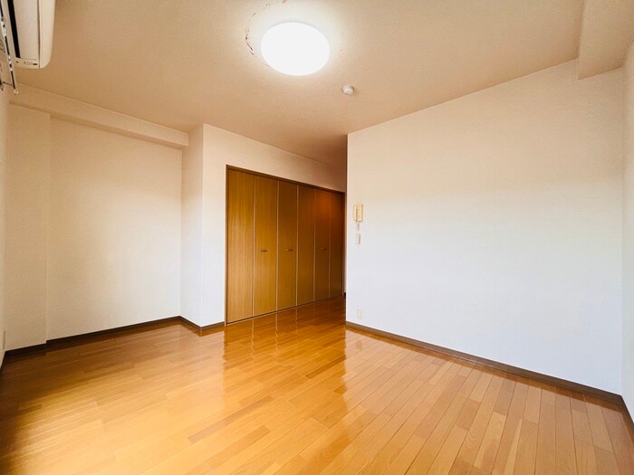物件内観写真22　(居室)