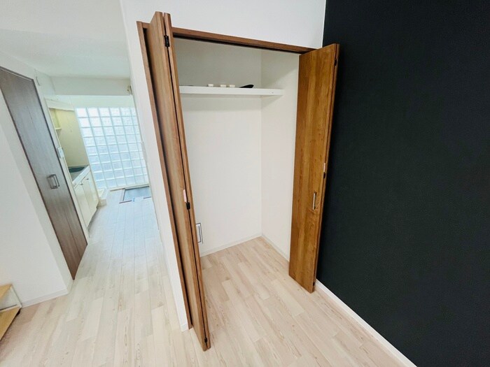 物件内観写真16　(収納)