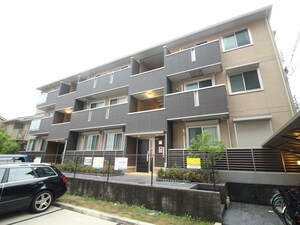 シャイニー・セゾン外観写真