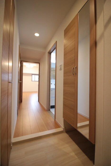 物件内観写真7　(廊下)