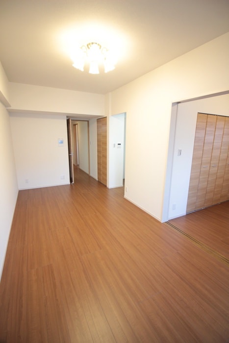 物件内観写真10　(居室)