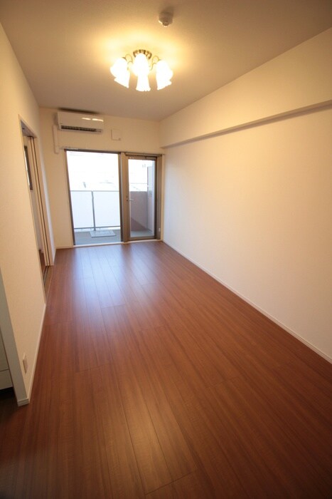 物件内観写真15　(居室)