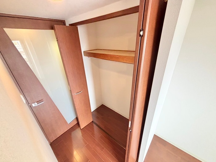 物件内観写真12　(収納)