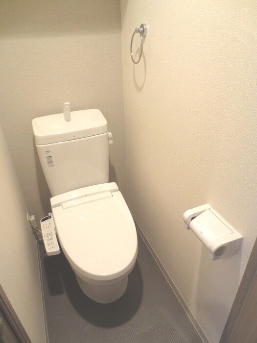 物件内観写真9　(トイレ)