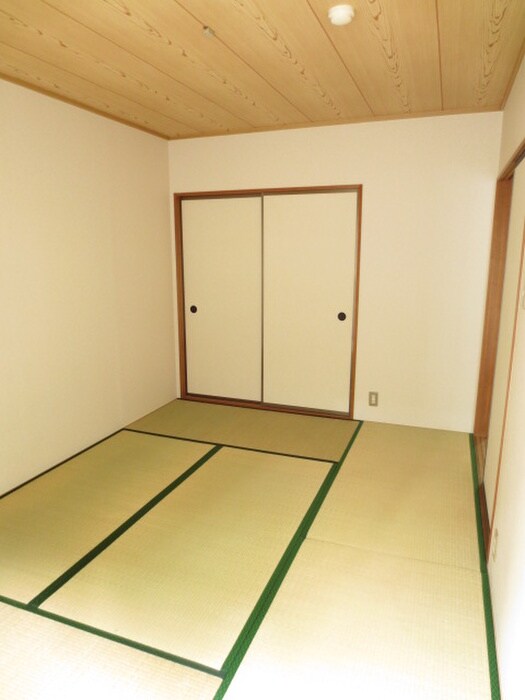 物件内観写真6　(居室)