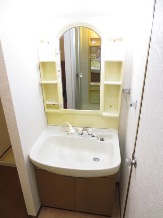 物件内観写真8　(洗面)