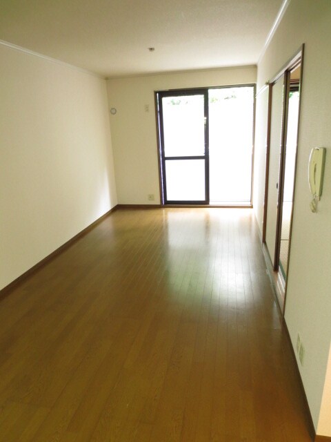 物件内観写真12　(居室)