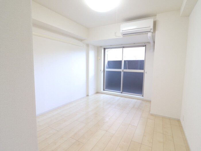 物件内観写真6　(居室)