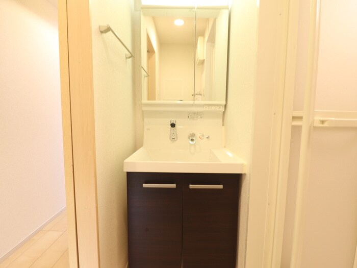 物件内観写真10　(洗面)