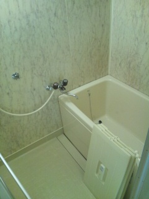 物件内観写真12　(バス／シャワールーム等)