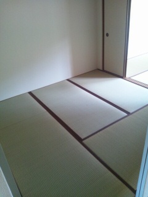 物件内観写真15　(居室)