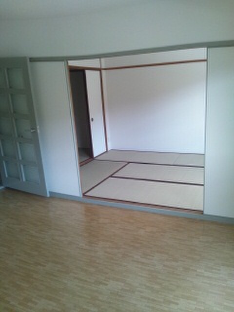 物件内観写真17　(居室)