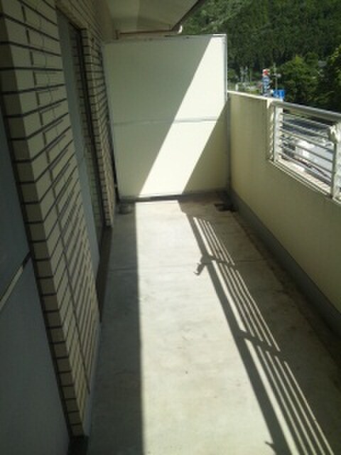 物件内観写真18　(ベランダ・バルコニー)