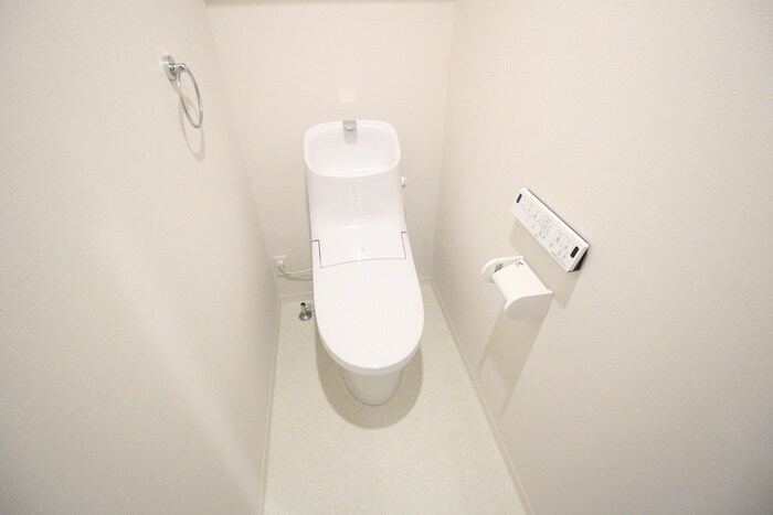 物件内観写真13　(トイレ)