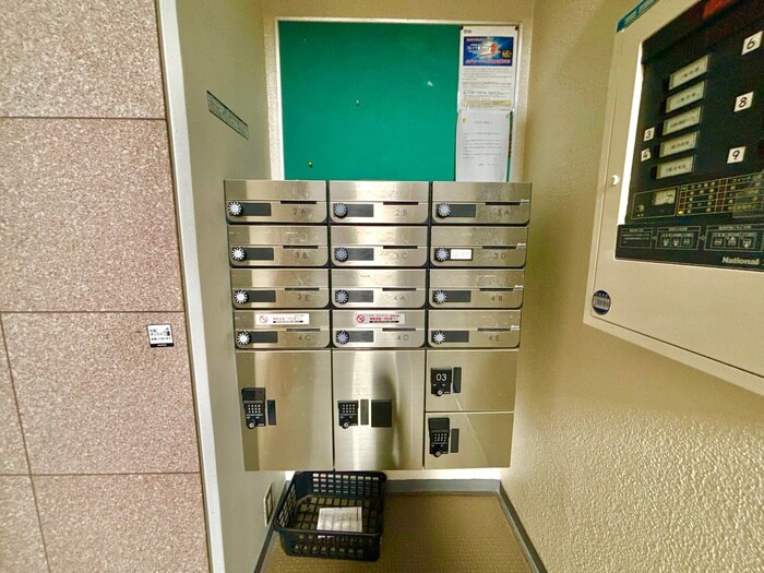 物件外観写真4　(建物設備)