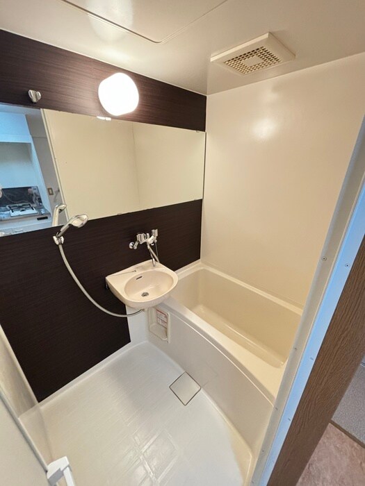 物件内観写真10　(バス／シャワールーム等)