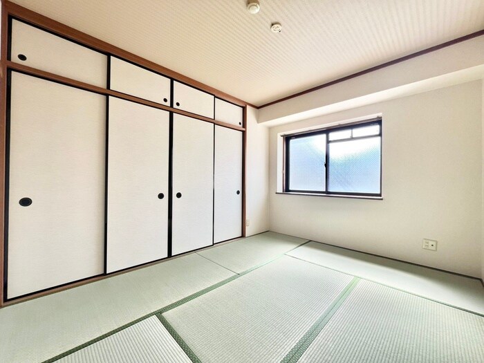 物件内観写真12　(居室)