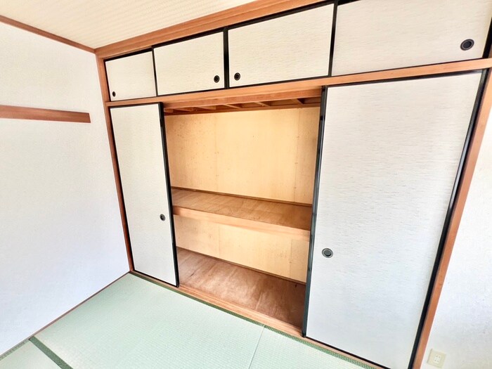 物件内観写真13　(収納)