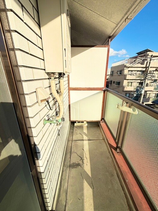 物件内観写真14　(洗濯機置場)