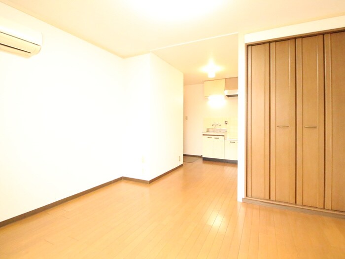 物件内観写真20　(居室)