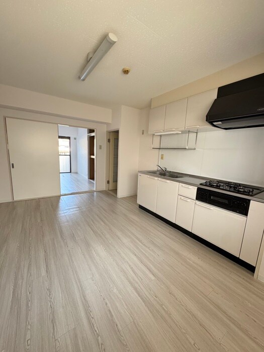 物件内観写真10　(居室)