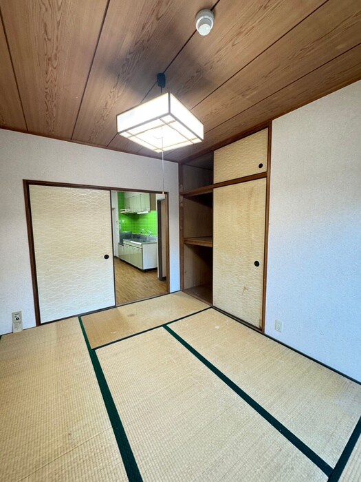 物件内観写真10　(居室)