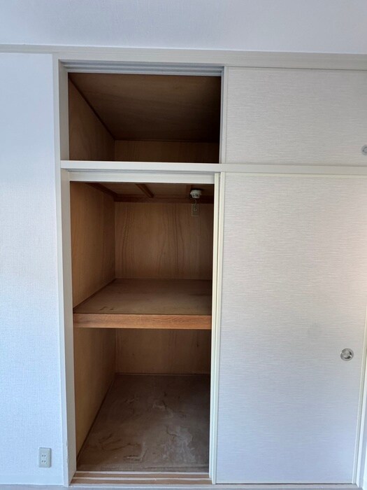 物件内観写真18　(収納)
