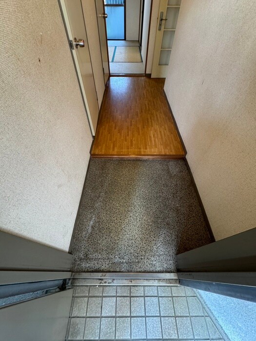 物件内観写真20　(玄関)