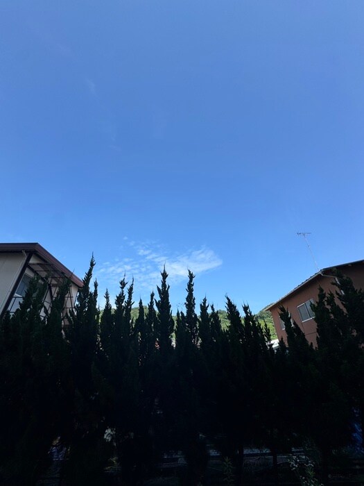 物件内観写真22　(室内からの展望)