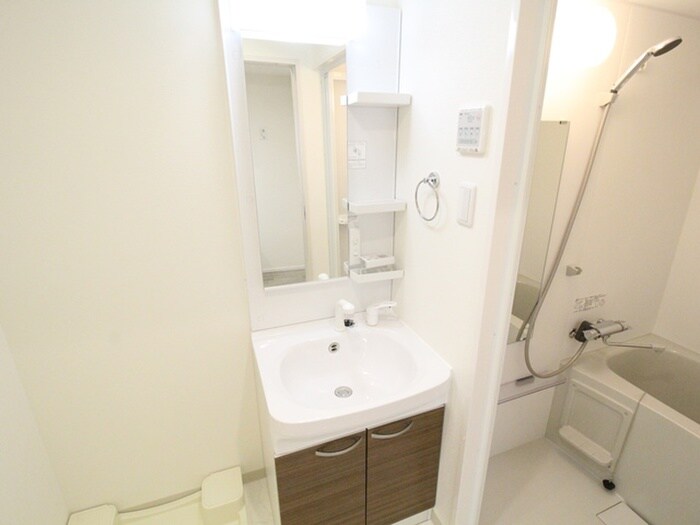 物件内観写真9　(洗面)
