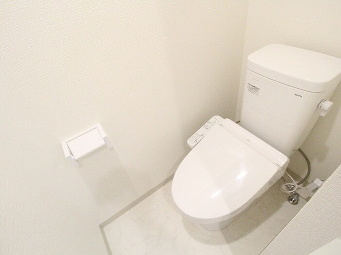 物件内観写真11　(トイレ)