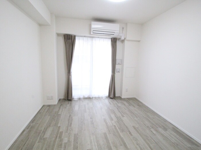 物件内観写真11　(居室)