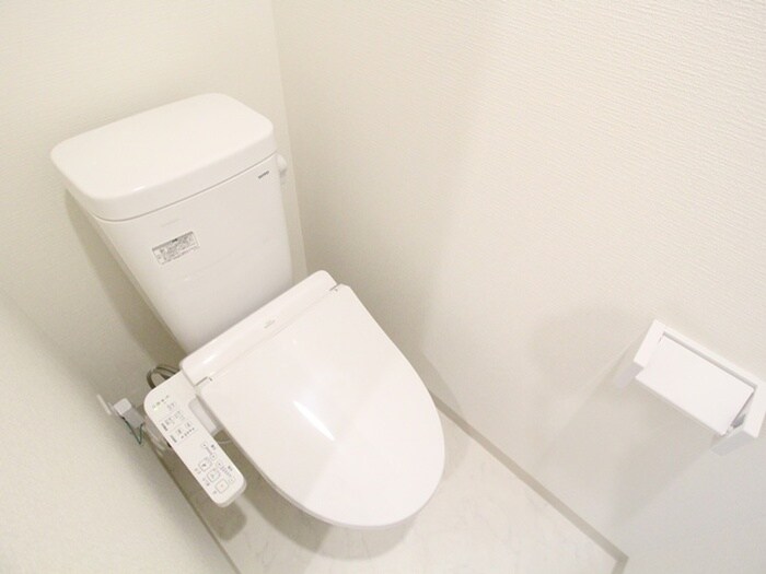 物件内観写真15　(トイレ)