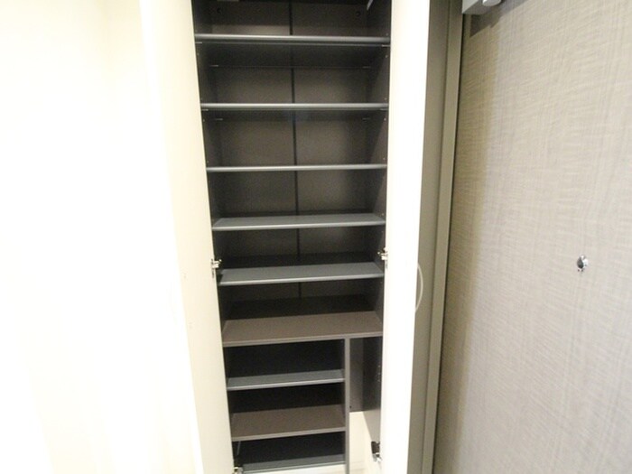 物件内観写真17　(靴箱)