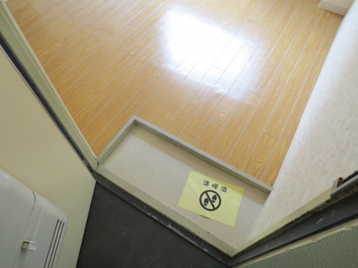 物件内観写真8　(居室)