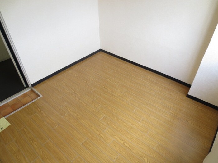 物件内観写真11　(居室)