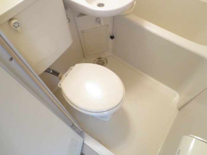 物件内観写真15　(トイレ)