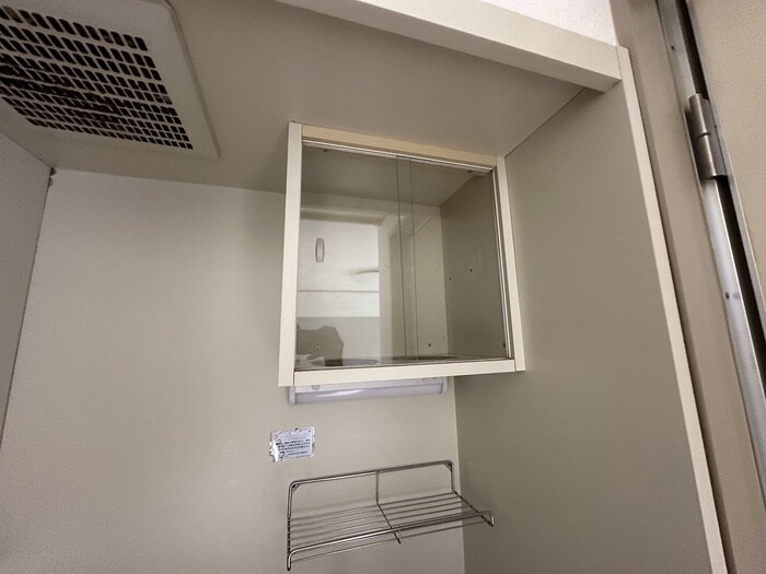 物件内観写真18　(収納)