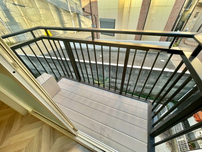 物件内観写真13　(ベランダ・バルコニー)