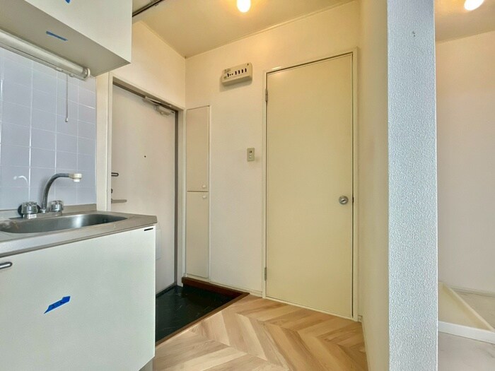 物件内観写真17　(廊下)