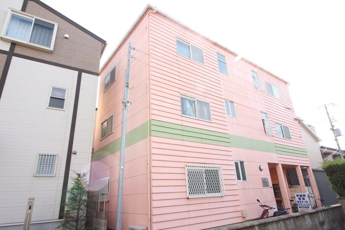 キャロットハウスの物件外観写真