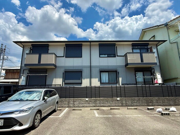 物件外観写真6　(外観写真)