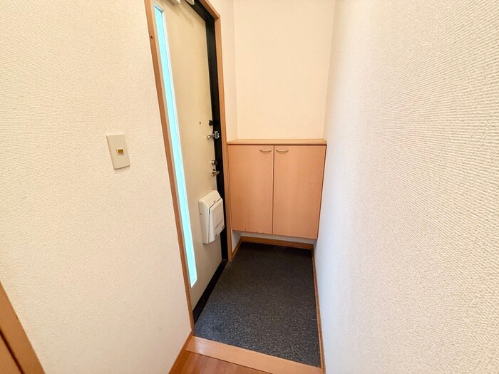 物件内観写真21　(玄関)