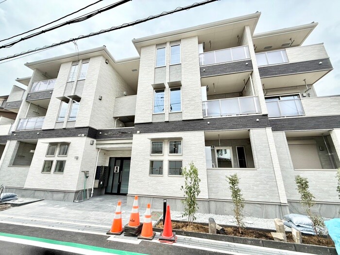 物件外観写真1　(外観写真)