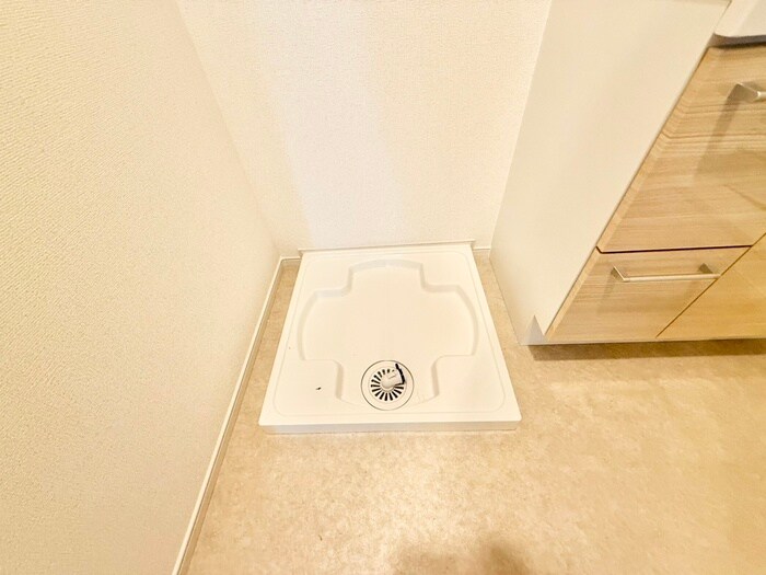 物件内観写真10　(洗濯機置場)