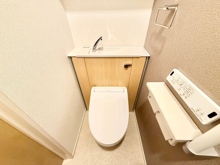 物件内観写真11　(トイレ)