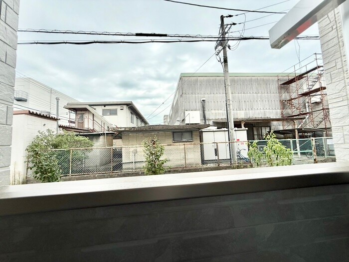 物件内観写真20　(室内からの展望)