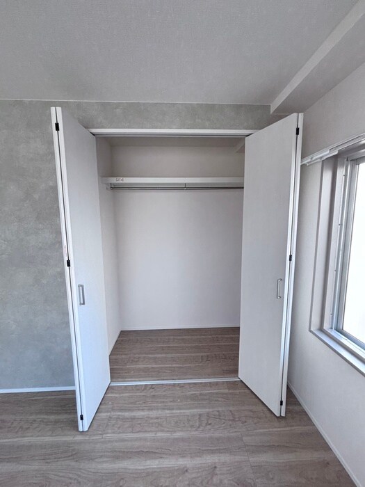 物件内観写真12　(収納)