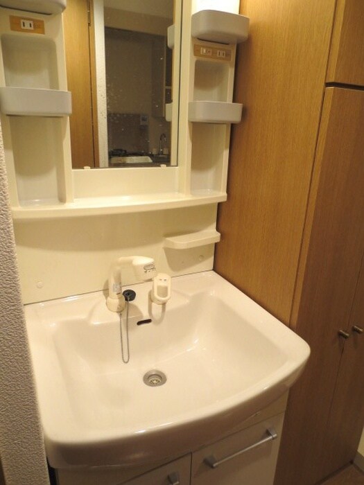 物件内観写真7　(洗面)